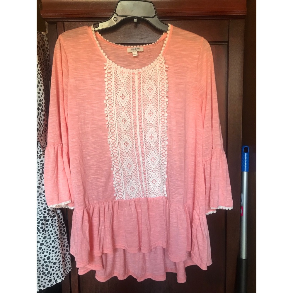 Small boutique top